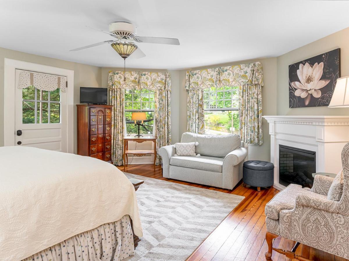 Pinecrest Bed & Breakfast Asheville Bagian luar foto