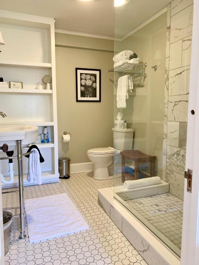 Pinecrest Bed & Breakfast Asheville Bagian luar foto