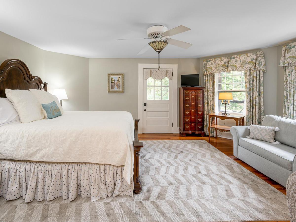 Pinecrest Bed & Breakfast Asheville Bagian luar foto