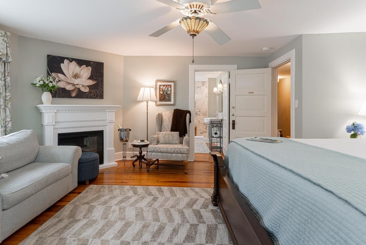 Pinecrest Bed & Breakfast Asheville Bagian luar foto