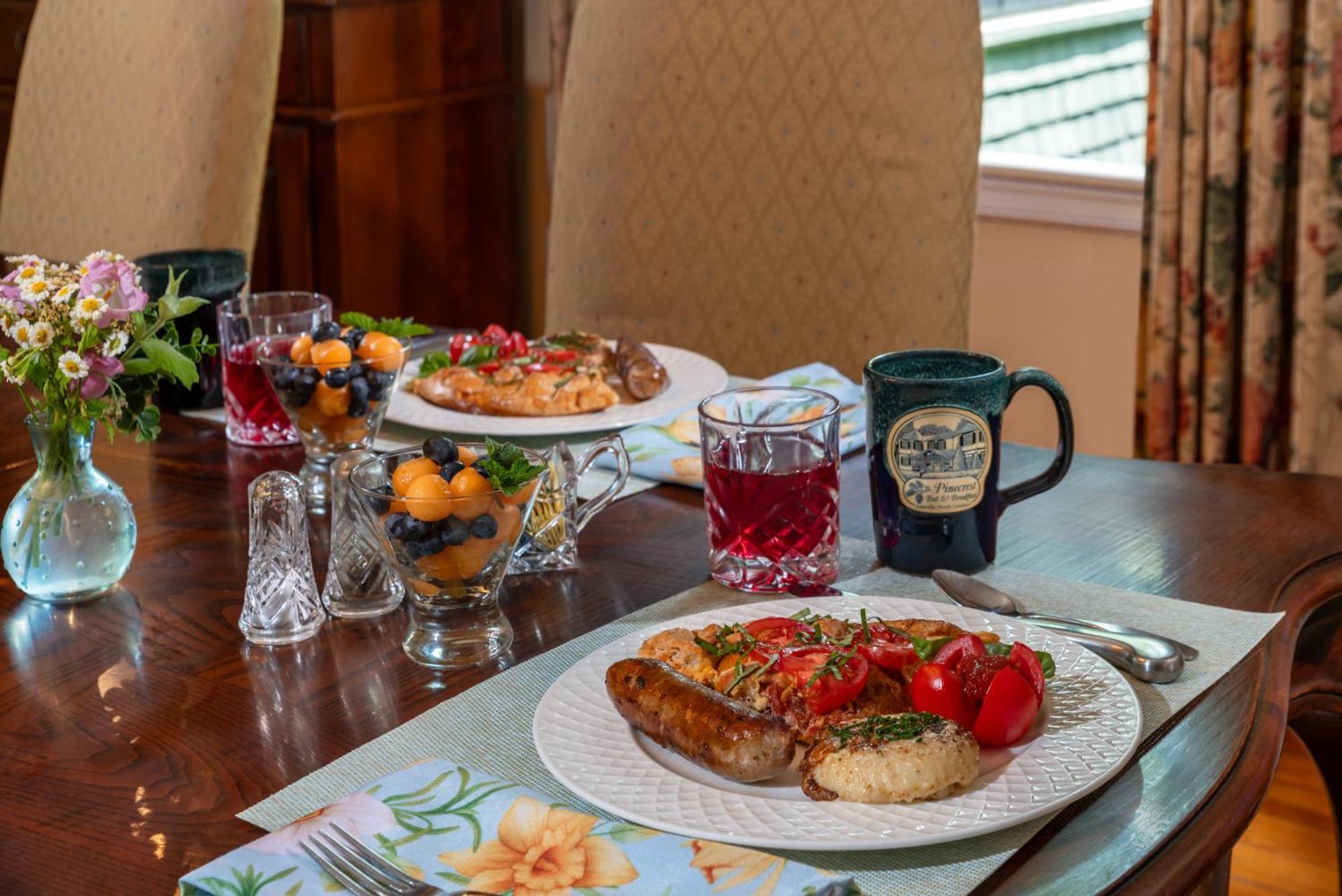 Pinecrest Bed & Breakfast Asheville Bagian luar foto