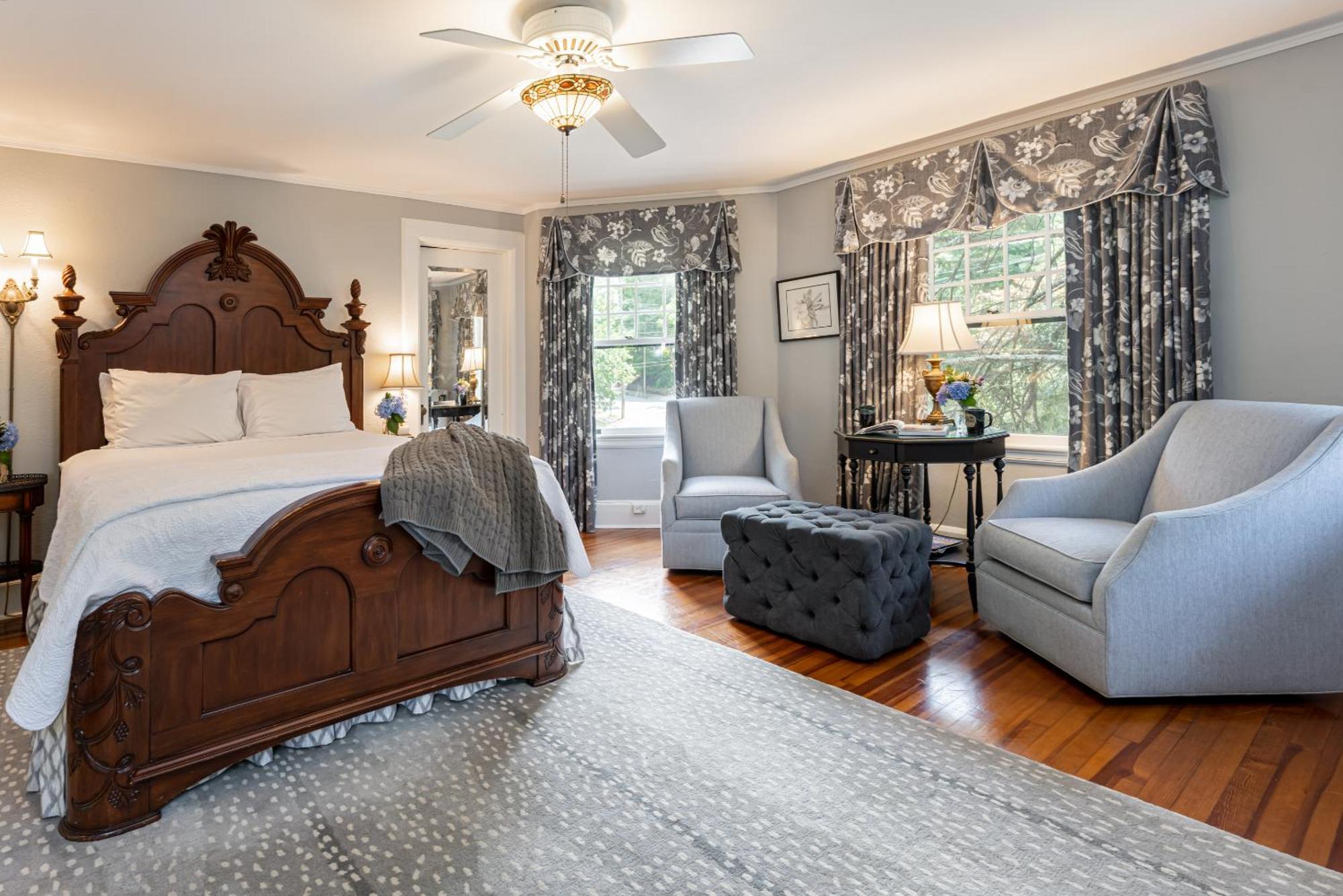 Pinecrest Bed & Breakfast Asheville Bagian luar foto
