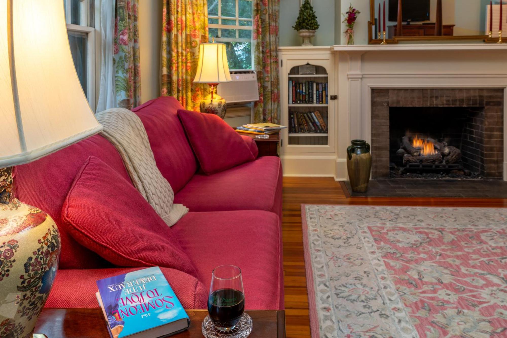 Pinecrest Bed & Breakfast Asheville Bagian luar foto