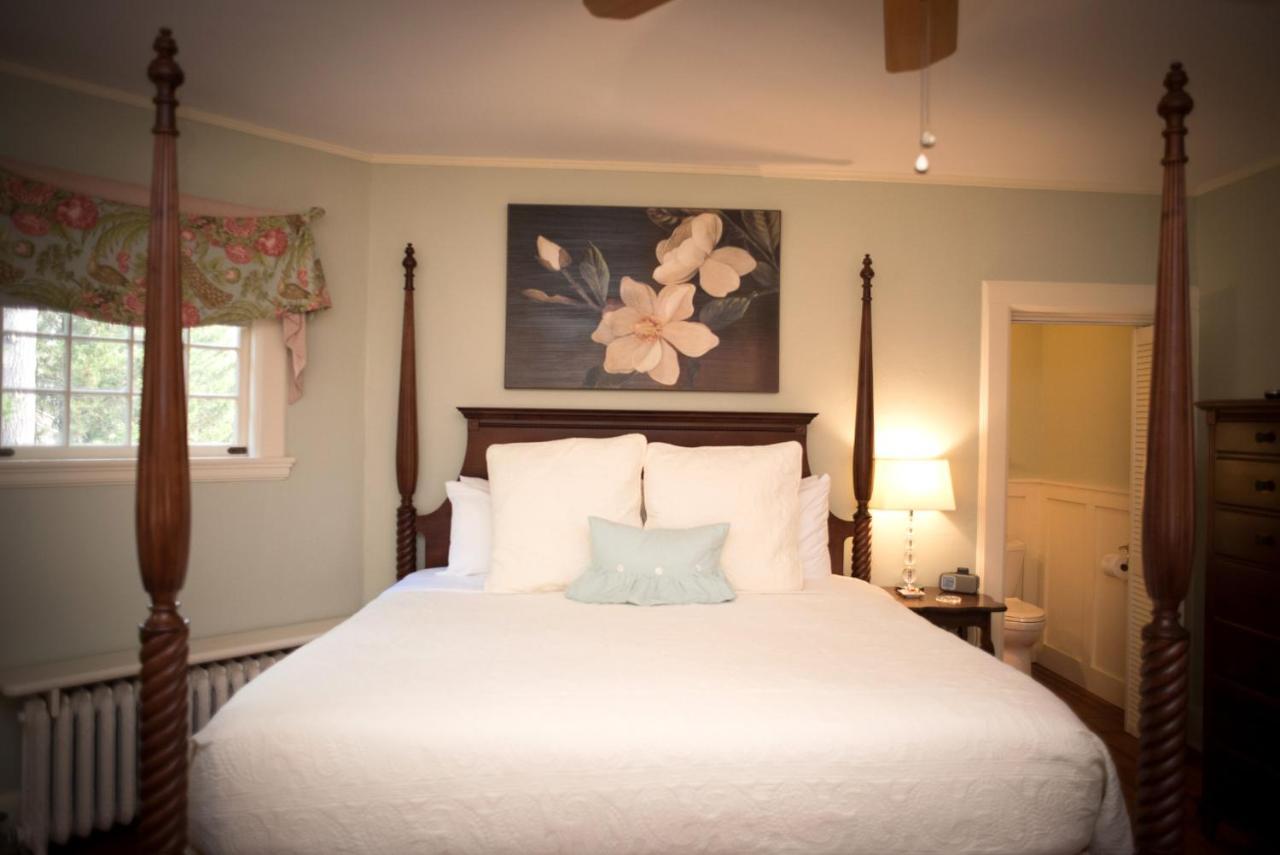 Pinecrest Bed & Breakfast Asheville Bagian luar foto